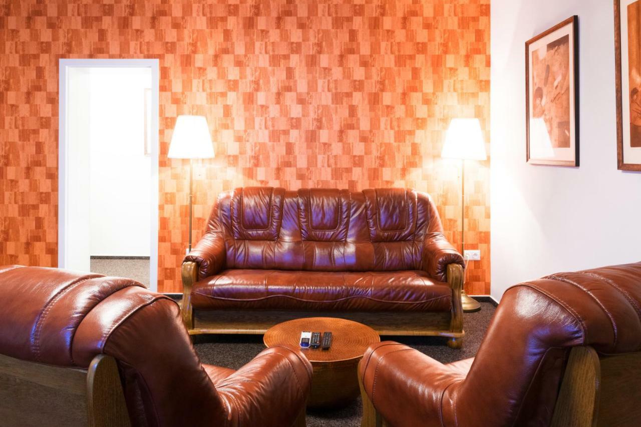Villa Centrum Apartmany S Ranajkami A Saunou Martin Luaran gambar