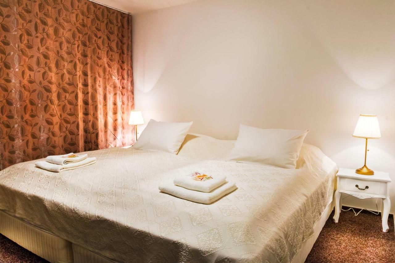 Villa Centrum Apartmany S Ranajkami A Saunou Martin Luaran gambar