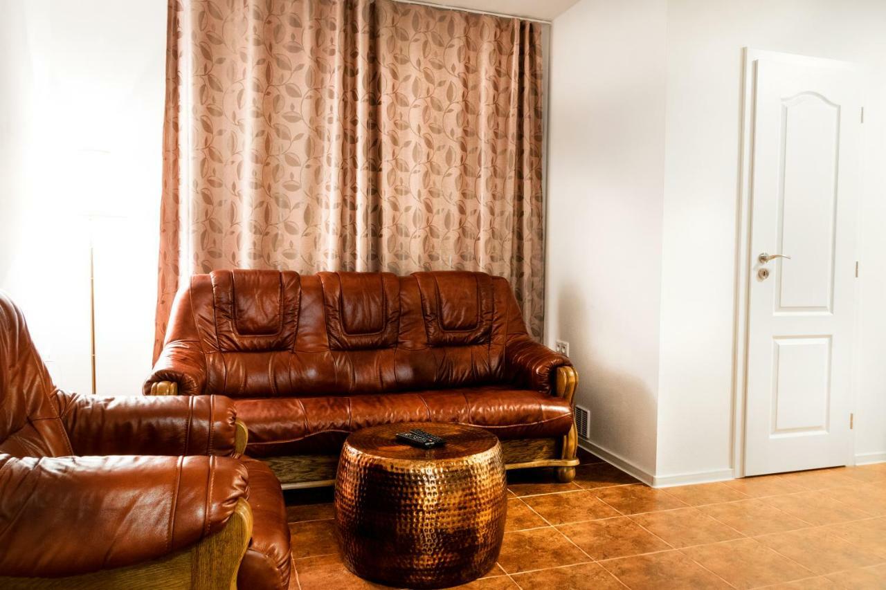 Villa Centrum Apartmany S Ranajkami A Saunou Martin Luaran gambar